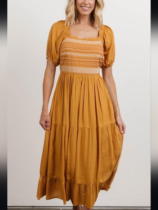 Baltic Born Dresses & Skirts - Baltic Born Embroidered Yellow Short Puff Sleeve Midi Dress